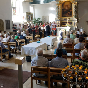 Blick in die Kirche